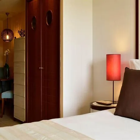 Pestana Premium & Ξενοδοχείο Πόρτο Σάντο