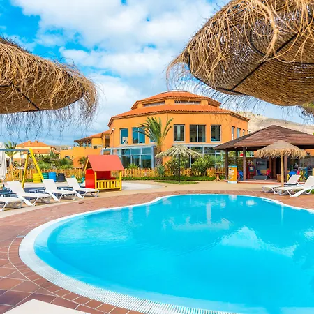 Pestana Premium & מלון 5*