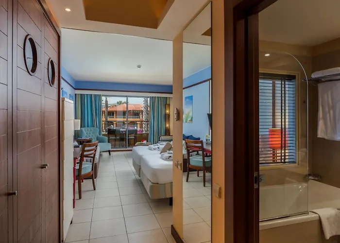 Hotel Pestana Premium &